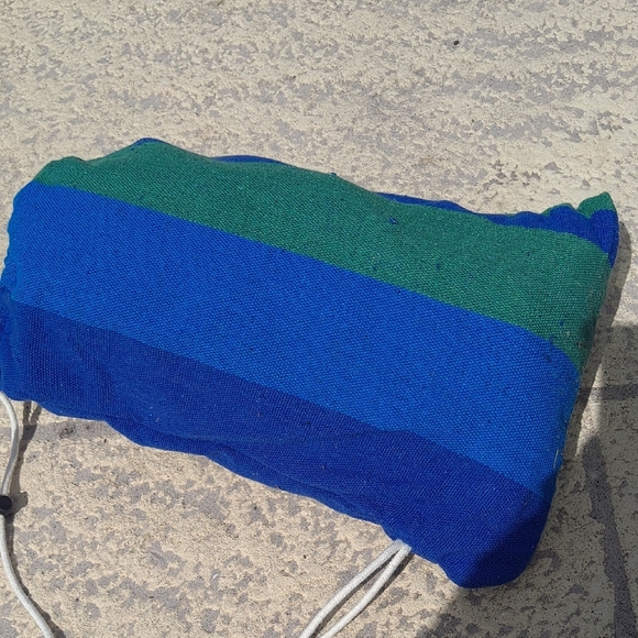 Blue and Green Hammock with Carry Bag - Picture 6 of 7